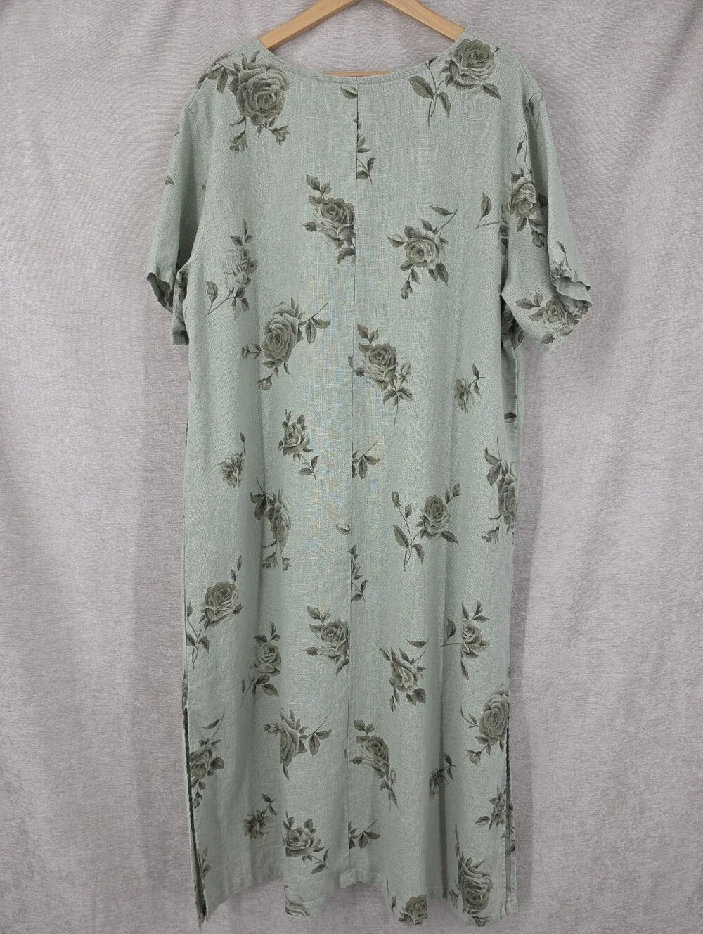 Vintage Linen Short Sleeve Dress in Floral Sage Green Women's Plus Size 3XP
